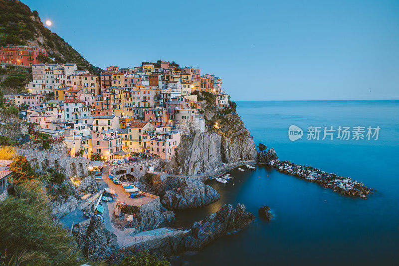 Famaus 旅行 Manarola 在暮光之城意大利拉斯佩齐亚五渔村（五渔村-联合国教科文组织世界遗产）